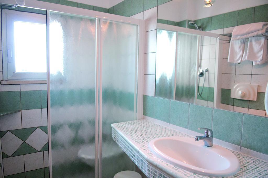 Hotel Asiago Beach リド・ディ・サヴィオ 部屋 写真